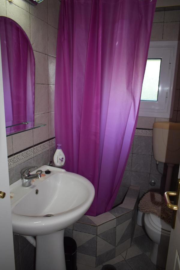 Family Villa Kalypso Ореои Екстериор снимка